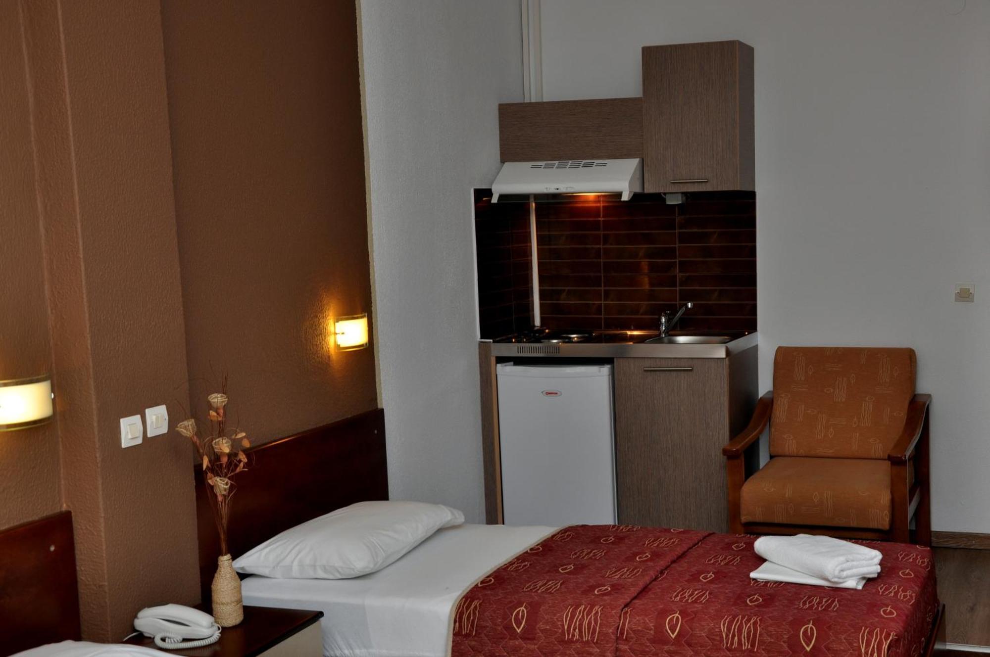 Hotel Akropol Paralía Exterior foto
