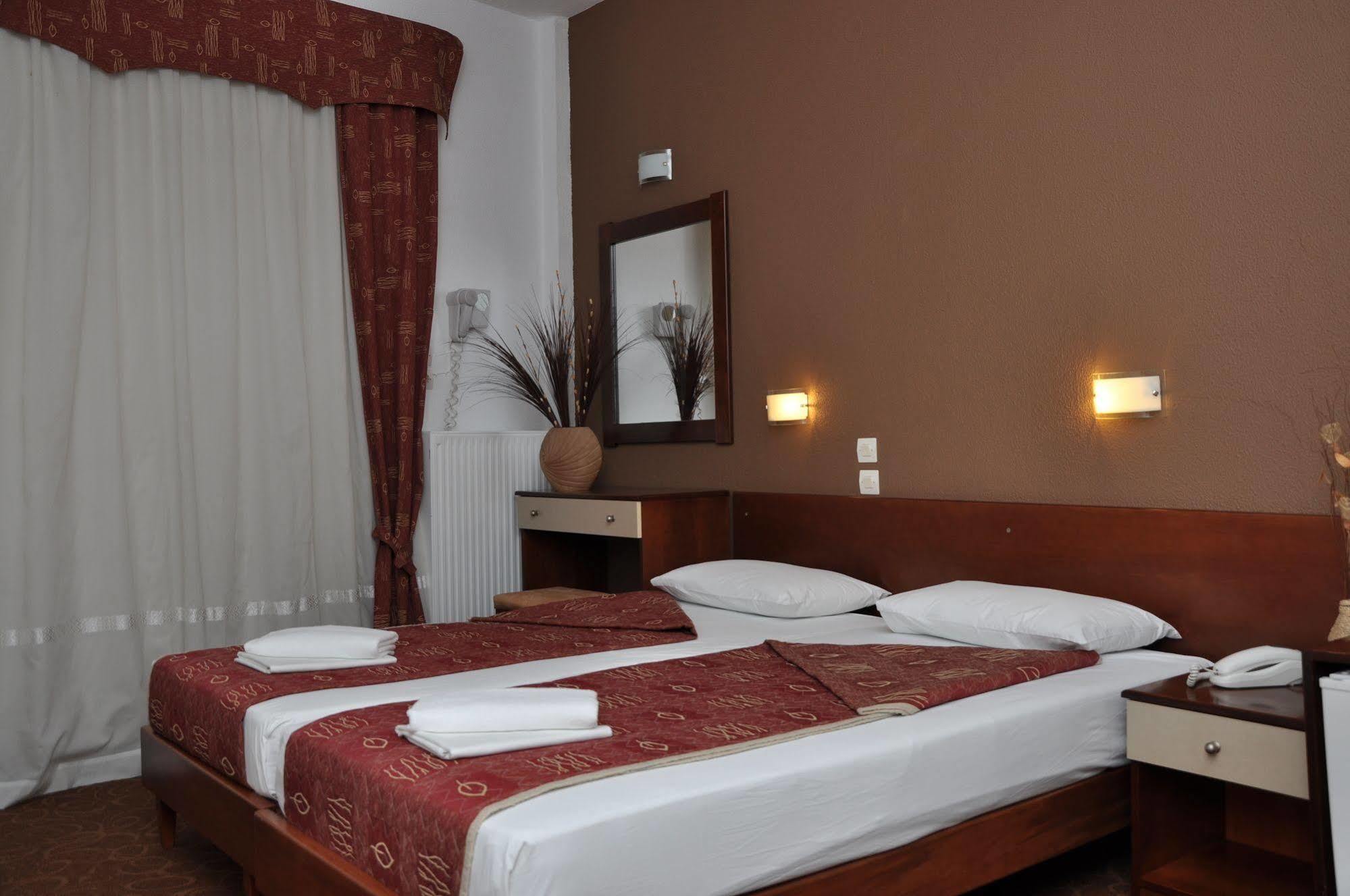 Hotel Akropol Paralía Exterior foto